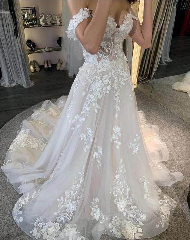 Simple Long A-line Tulle Off the Shoulder Lace Appliques Wedding Dress