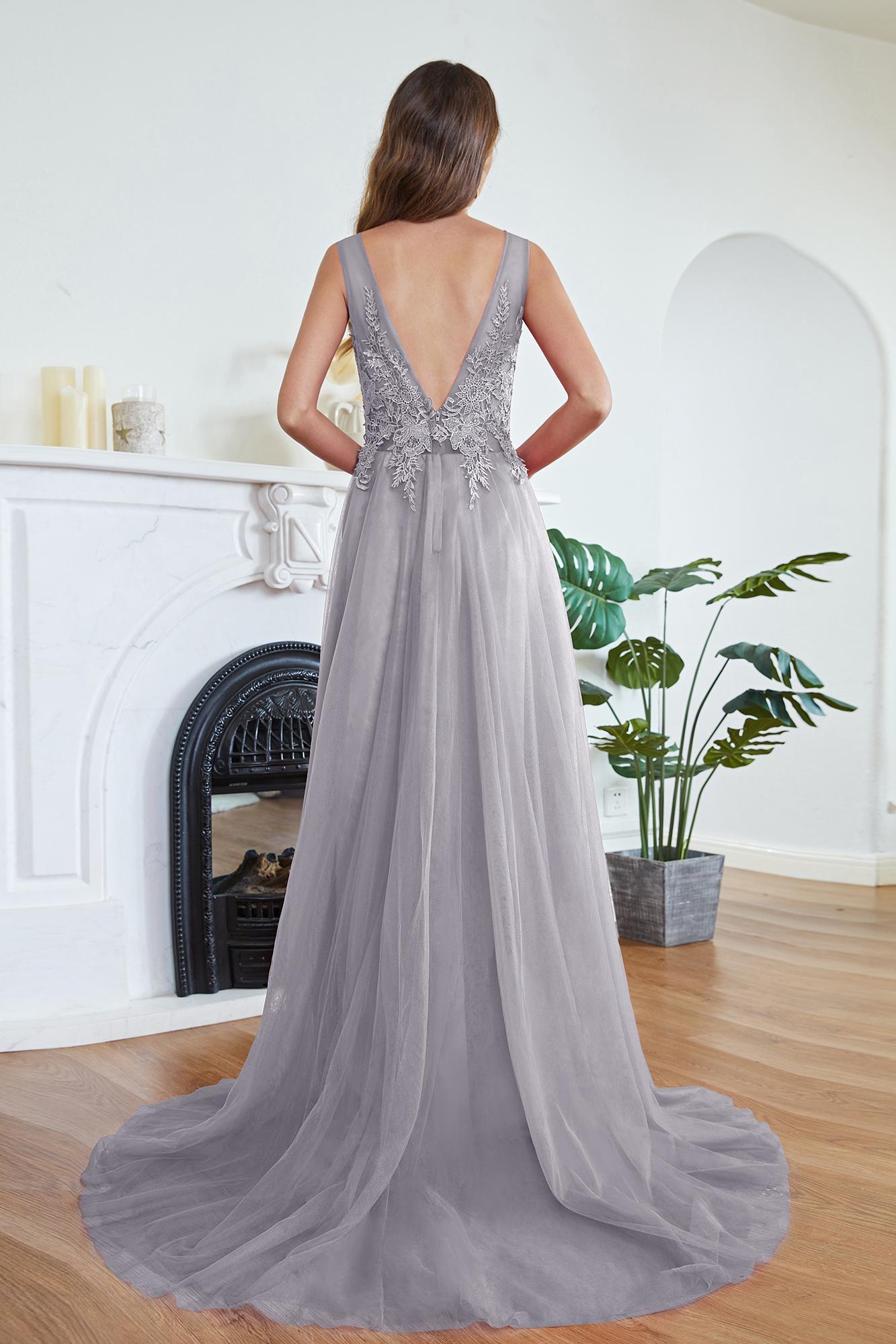 A-line Long Sleeveless Scoop Neck Tulle Lace Appliques Formal Evening Dress