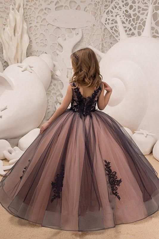 Long V-Neck Sleeveless Tulle Lace Ball Gown Flower Girl Dress