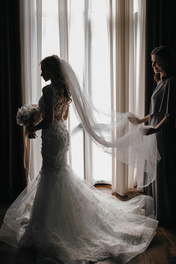 Elegant Long Mermaid Jewel Tulle Lace Wedding Dress