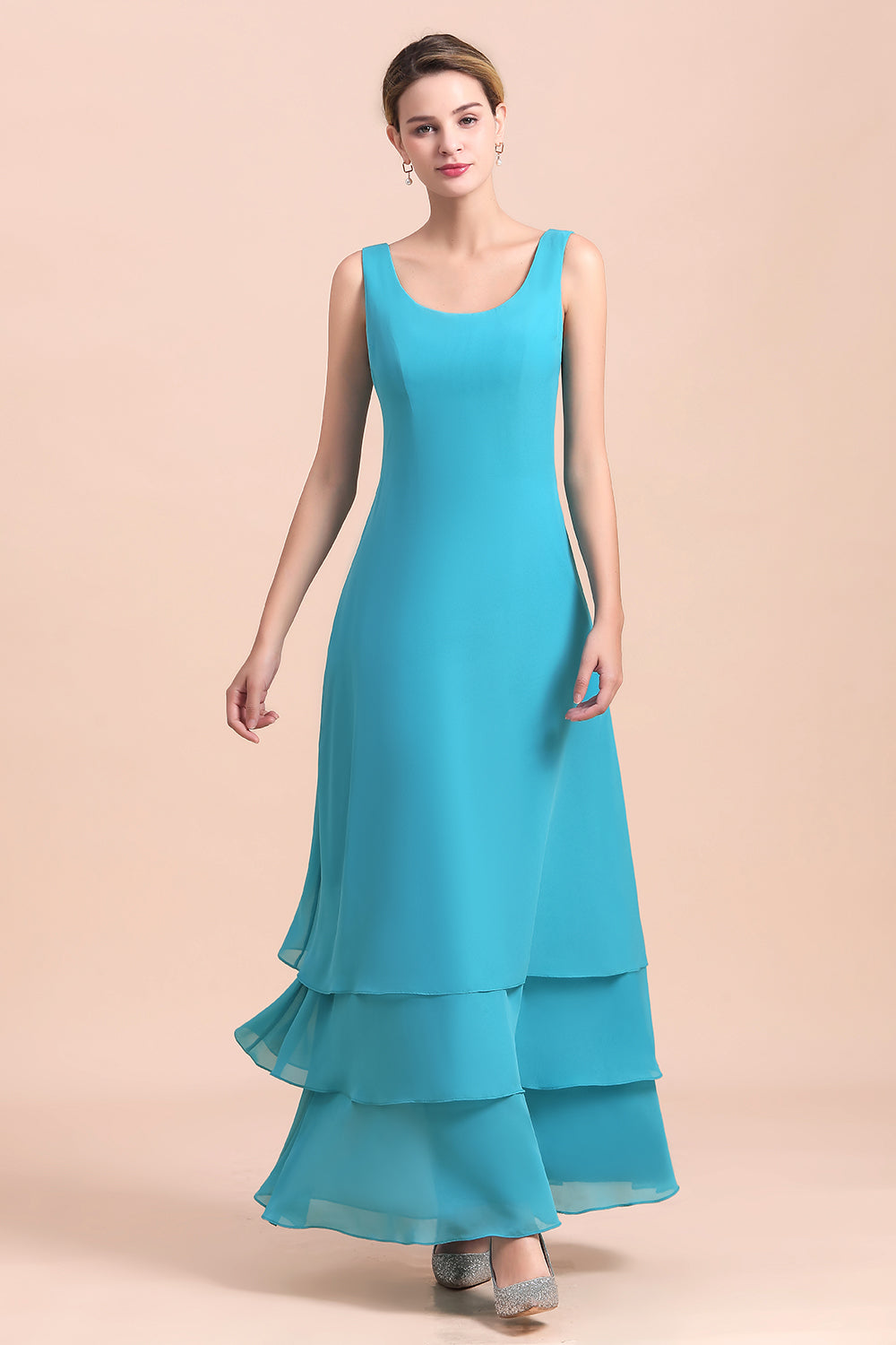 Gorgeous Floral Appliques Long Sleeves Mother of Bride Dress With Wraps