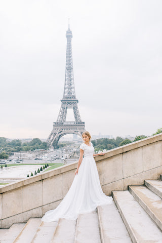 Long White V-Neck Cap Sleeve A-line Lace Chiffon Wedding Dress