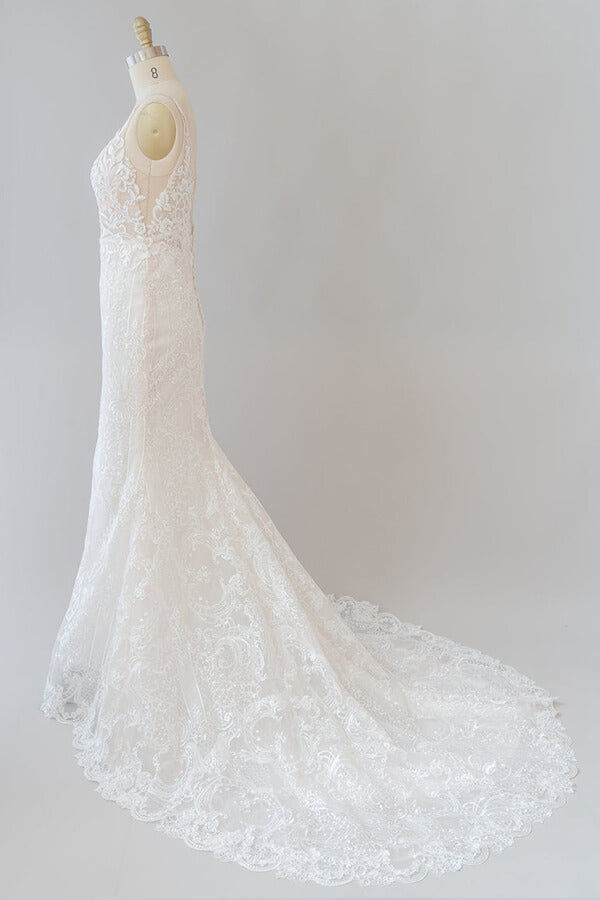 Elegant Long Mermaid Appliques Lace V-neck Chiffon Wedding Dress
