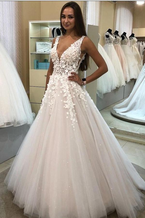 Elegant Long A-line V-neck Tulle Floral Lace Wedding Dresses