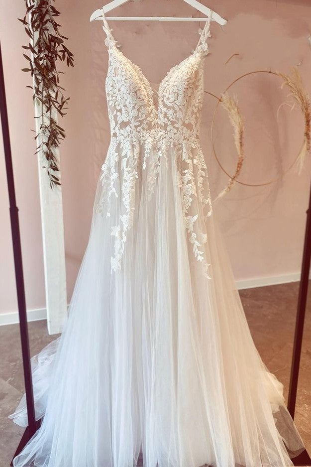Long A-Line Ruffles Tulle Sweetheart Appliques Lace Floor Length Wedding Dress