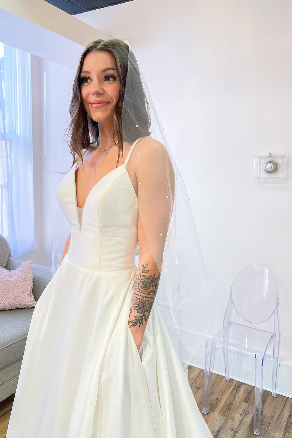 Long A-Line Spaghetti Straps Sweetheart Satin Backless Wedding Dress With Pockets