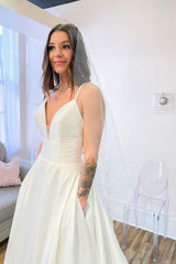 Long A-Line Spaghetti Straps Sweetheart Satin Backless Wedding Dress With Pockets
