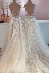 Long Tulle Lace Appliques A-Line Backless Floor Length Wedding Dress