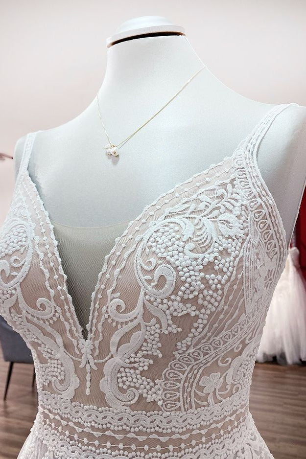 Long A-line Tulle Lace Ruffles Open Back Wedding Dresses