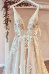 Stunning Long V-neck A-Line Floor Length Tulle Wedding Dress With Floral Lace