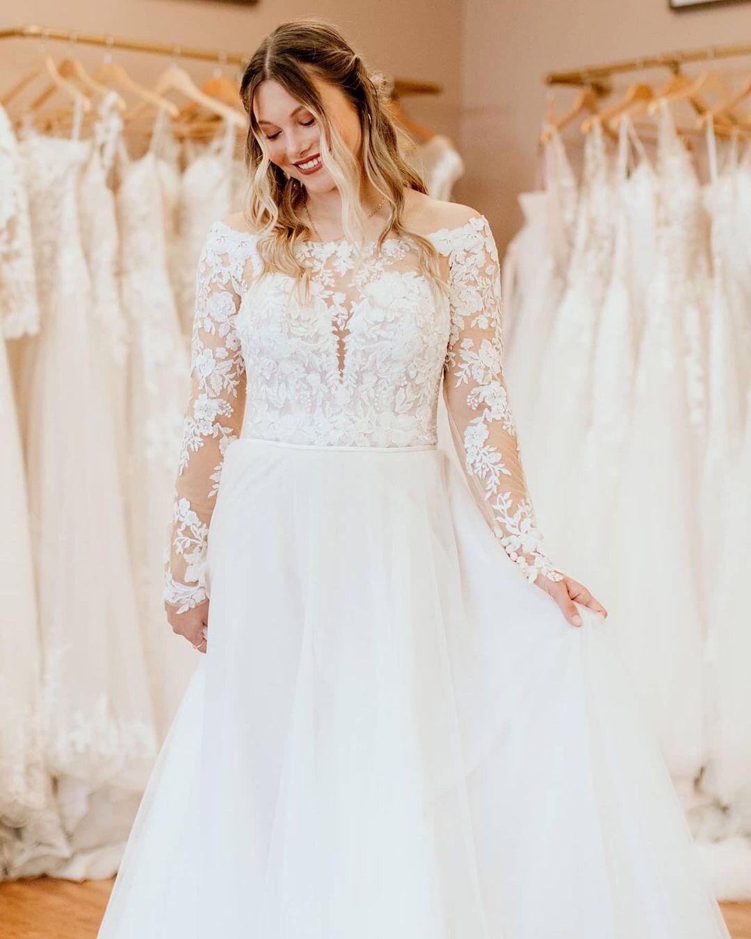 Simple Plus Size Long A-Line Off the Shoulder Tulle Lace Wedding Dress With Long Sleeves