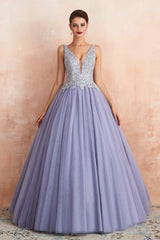 Long Ball Gown V-neck Tulle Lace Prom Dress
