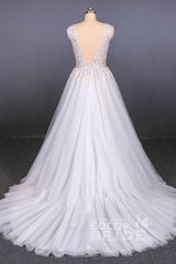 Sexy V Neck Tulle with Lace Appliques A Line Backless Wedding Dress