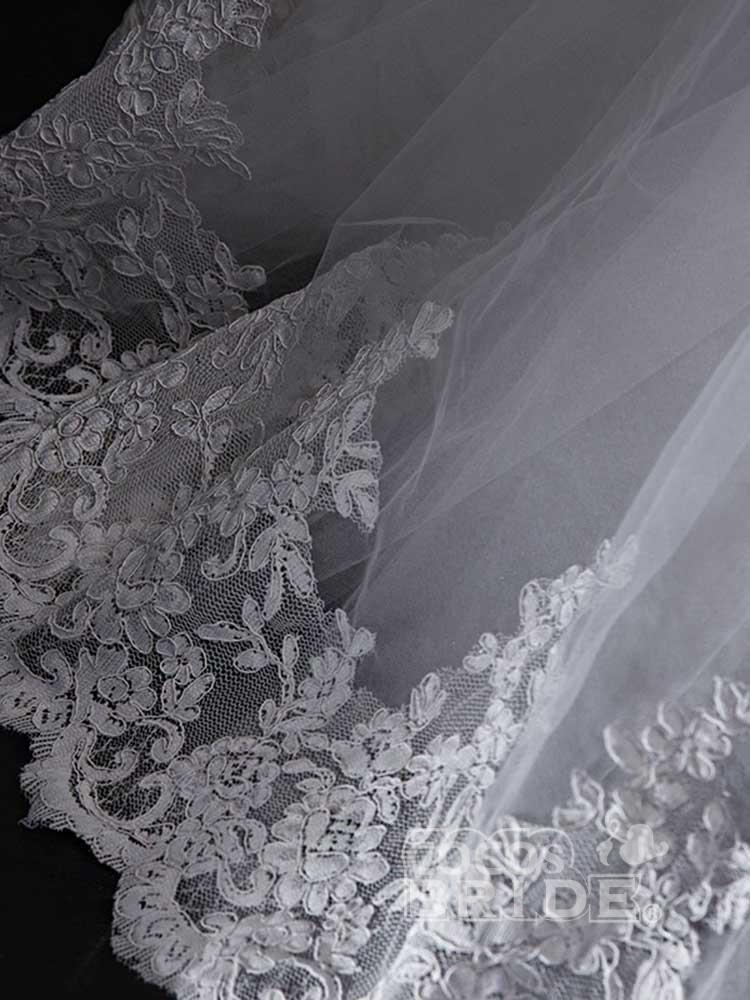 Gorgeous Long Off the Shoulder Lace Tulle Ball Gown Ruffles Wedding Dresses