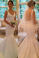 Simple Long Mermaid V-neck Sleeveless Backless Wedding Dress