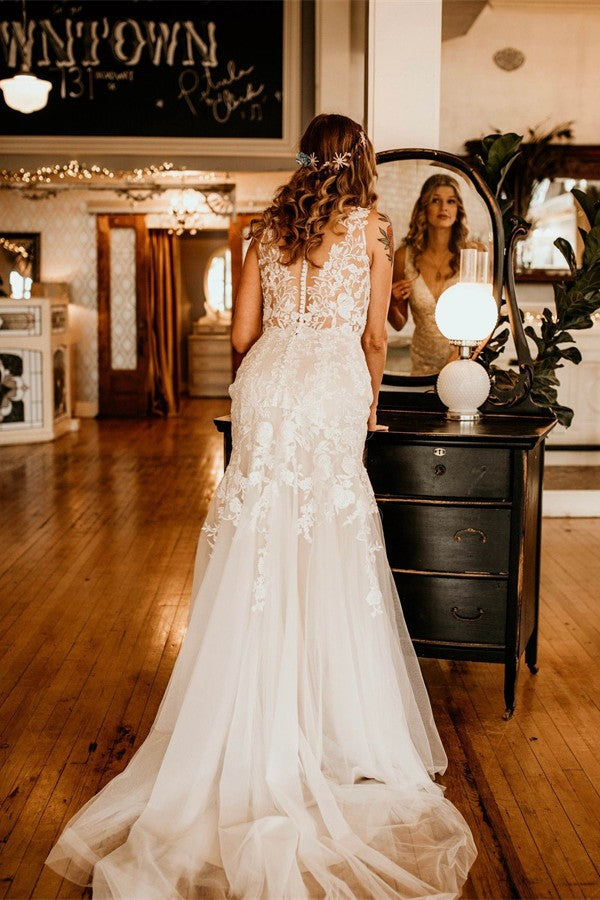 Elegant Long Mermaid V-neck Straps Tulle Lace Wedding Dress with Ruffles