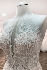 Long Halter Sleeveless Tulle A-line Open Back Wedding Dresses With Lace