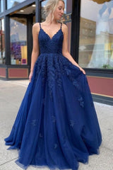 Long A-line V-neck Spaghetti Straps Appliques Lace Tulle Backless Prom Dress