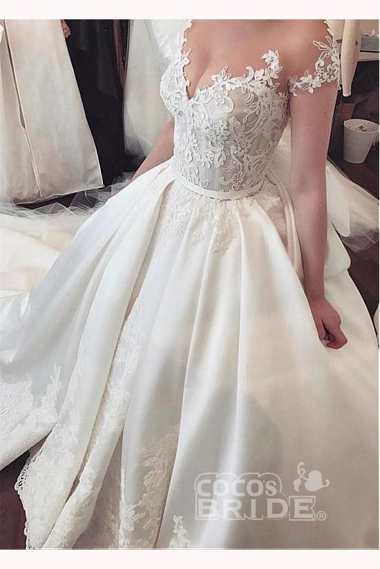 Elegant Long Sweetheart Satin Ball Gown Appliques Lace Bowknot Wedding Dress