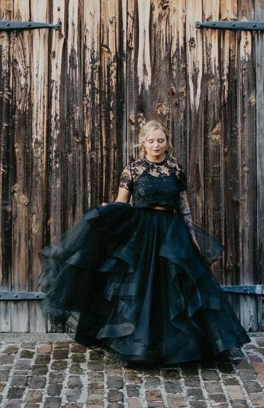 Gorgeous Long Two Piece Tulle Lace Layers A-line Black Wedding Dress with Short Sleeves
