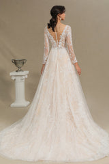 Elegant Long Sleeve Sweetheart Rulle Tulle A-line Wedding Dress