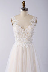 Elegant Long Appliques Lace Tulle A-line Wedding Dress