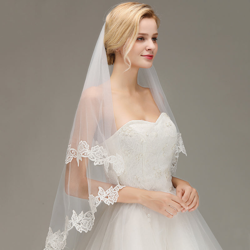 Lace Applique Two Layers Wedding Veils