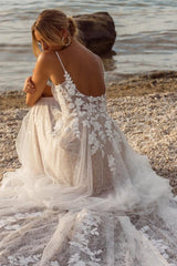 Long Spaghetti Straps V-Neck Open Back A-Line Tulle Wedding Dress with Appliques Lace