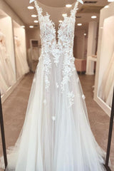 Sexy A-Line Deep V-Neck Lace Tulle Long Front Split Wedding Dress with Appliques