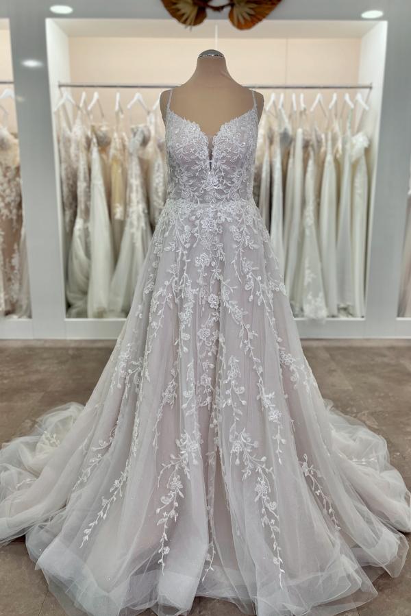 Long Spaghetti Straps A-Line Tulle Appliques Lace Open Back Wedding Dress