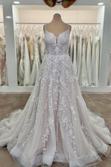 Long Spaghetti Straps A-Line Tulle Appliques Lace Open Back Wedding Dress
