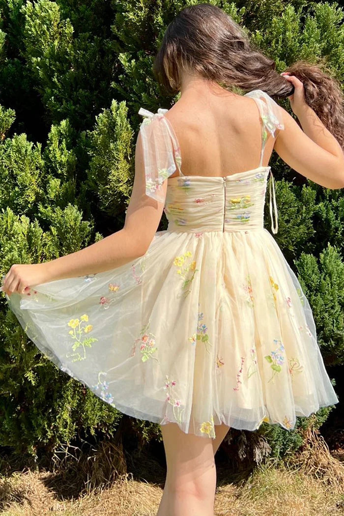 Short A-line Sweetheart Ruffle Chiffon Sleeveless Homecoming Dresses