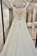Sleeveless Sweetheart Long A-Line Tulle Appliques Lace Wedding Dress