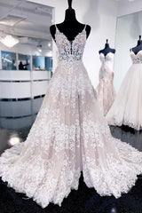 Elegant Long A-line V-neck Lace Backless Wedding Dresses
