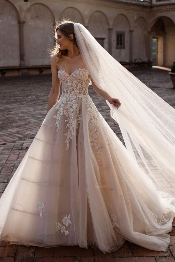 Charming Long Sweetheart Backless Train A-Line Tulle Floral Lace Wedding Dress