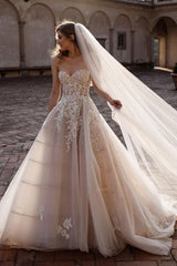 Charming Long Sweetheart Backless Train A-Line Tulle Floral Lace Wedding Dress