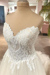 Long A-Line Sweetheart Backless Tulle Appliques Lace Floor Length Wedding Dress