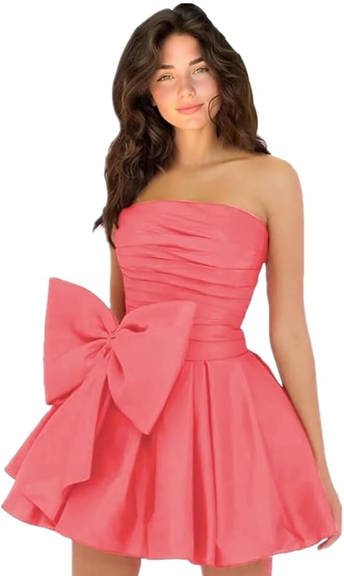 Chic Short A-line Sleeveless Strapless Ruched Lace Up Homecoming Dresses with Bow