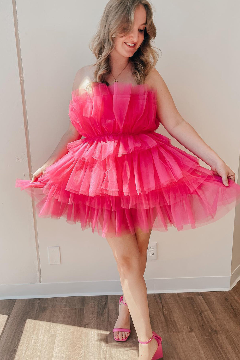 Cute A-line Strapless Tiered Tulle Party Homecoming Dress