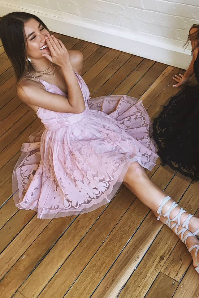 Cute Straps Short A-line V-neck Lace Homecoming Dress