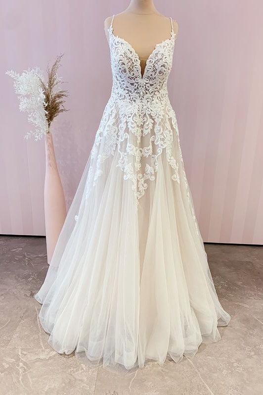 Stunning Long Spaghetti Straps Appliques Lace A-Line Tulle Floor Length Wedding Dress