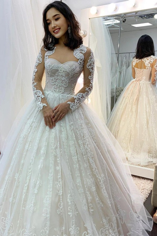 Classy Sweetheart Long Sleeve Appliques Lace Backless Tulle Princess Wedding Dress