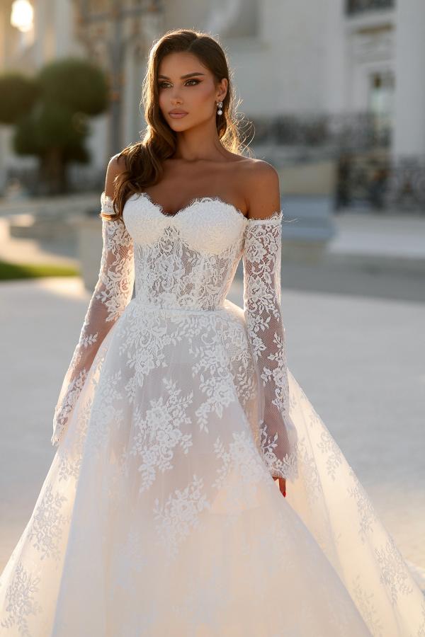Long A-line Off the Shoulder Tulle Lace Wedding Dresses with Sleeves