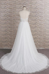Chic Long A-line Spaghetti Strap Appliques Tulle Wedding Dress
