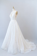 Long V-neck Open Back Appliques Lace Tulle A-line Wedding Dress