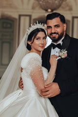 Gorgeous White Long Sleeves Ball Gown Floor length Wedding Dress with Beads
