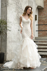 Ivory Long Mermaid Sweetheart Floral Lace Floor Length Wedding Dresses