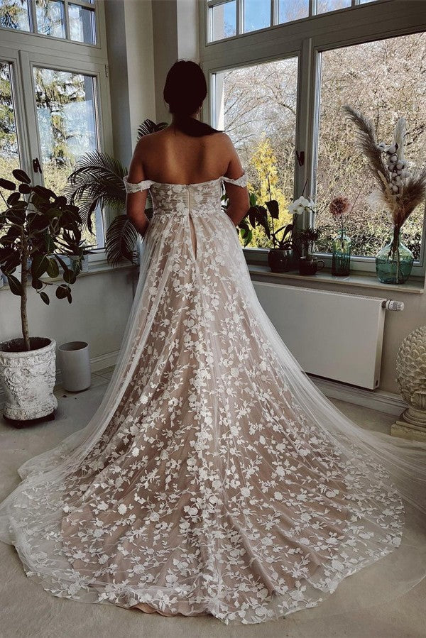 Gorgeous Plus Size Long A-line Off the Shoulder Lace Tulle Wedding Dresses