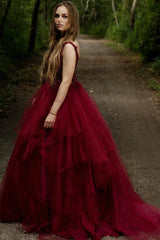 Long A-line V-neck Spaghetti Straps Appliques Lace Backless Tulle Prom Dress