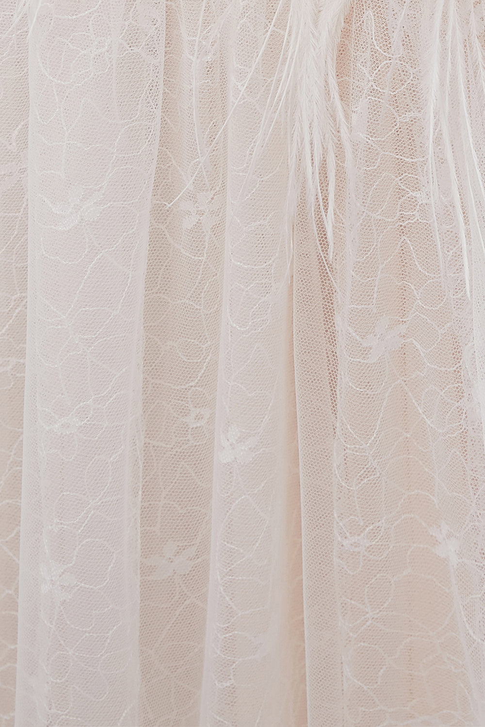 Elegant Long Lace A-line Tulle Sleeveless Floor Length Wedding Dresses